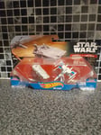 Hot Wheels Star Wars - First Order Transporter vs Resistance X-Wing Fighter Set