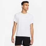 Nike Dri-FIT UV Miler T-shirt Kortärmad Vit | Reflexer för Löpare - Handla nu på Loparshop.se!