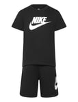 Nike Nkn Club Tee & Short Set Svart