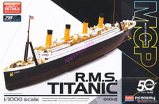 Academy 14217 1/1000 SCALE RMS Titanic (Plastic model)