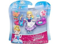 Mini Princesse : La Seance De Couture De Cendrillon - Poupee Disney Princesse