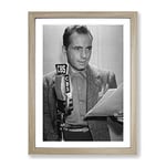 Humphrey Bogart Modern Framed Wall Art Print, Ready to Hang Picture for Living Room Bedroom Home Office Décor, Oak A4 (34 x 25 cm)