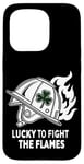 Coque pour iPhone 15 Pro Fier pompier irlandais américain - Lucky to Fight the Flames