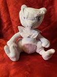 Mewtwo Pokemon plush Character 22cm Teddy new with tags