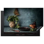 KitchenYeah© Protection Pour Plaque Induction 80x52 cm Plaque de Deco Cuisine Protégé Cache De Cuisson Vitroceramique Herbes - Épices - Poêle - Couteau - Gris - Rustique