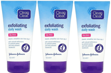 3 x Clean & Clear - Oil Free Exfoliating Daily Wash - 150ml