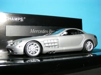 Mercedes-Benz SLR McLaren 2004 in Matt Silver Linea Opaca no3  Minichamps 1:43rd