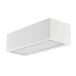 Zarivy Applique extérieure Conga blanche : illuminez vos espaces extérieurs avec son design élégant. Ses dimensions sont de 10,5 x 26 x 6,5 cm et dispose d'une classification IP54, idéale pour