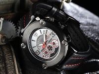 MONTRE HOMME DETOMASO MONTEROSSO XXL avec CHRONO. Résistance à L'eau 50 M. Neuve