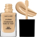 WET N WILD Photo Focus Dewy Foundation - Buff Bisque