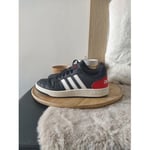 Baskets basses adidas  Basket adidas taille 38,5