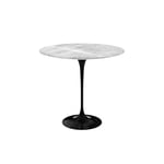 Knoll - Saarinen Oval Table - Småbord, Svart underrede, skiva i glansig Statuarietto marmor - Sidebord - Eero Saarinen - Svart - Metall/Tre