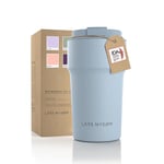 LARS NYSØM Thermo Coffee Mug-to-go 500ml | Tasse de voyage 0.5 litre avec isolation | Tasse thermique étanche en acier inoxydable pour le café et le thé (Sky Blue, 500ml)