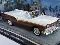 JAMES BOND FORD FAIRLANE DIE ANOTHER DAY PIERCE BROSNAN MODEL CAR MINT BOXED *