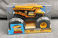 Hot Wheels Monster Trucks Oversized Gotta Dump 1:24 Die Cast Dumper Truck Rare