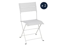 2 chaises de jardin pliante Latitude Monochrome Gris argile - Fermob