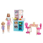 Barbie® Pâtisserie Entre Sœurs Coffret avec poupée Barbie® et poupée Chelsea, éléments de cuisine, table et chaises, et plus de 15 accessoires, cadeau pour enfants de 3 à 7 ans, HBX03