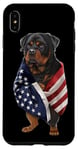 Coque pour iPhone XS Max Chien Rottweiler patriotique enveloppé dans un drapeau américain américain