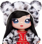 Na! Na! Na! Surprise Série Cozy - Leona White - Poupée Mannequin Douce inspirée d’Un léopard des neiges, avec Les Cheveux Noirs, Bonnet, Tenue & Porte-Monnaie à Mousqueton, à Collectionner - 3 Ans +