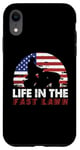 Coque pour iPhone XR Tondeuse à gazon Life In The Fast Tondeuse à gazon Racing Gardener