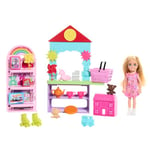 Coffret Barbie Chelsea Can Be… avec petite poupée blonde, comptoir, présentoir et 15 accessoires, comme des mini-jouets, HNY59