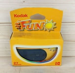 Kodak Fun Disposable Single Use Film Camera 27 Photos EXPIRED Dates 2004 Sealed