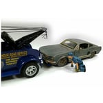 American Diorama 23905 Tow Truck Driver "Scott" Figure 1:24 Scale