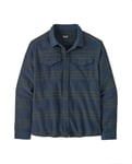 Patagonia Men Fjord Flannel Shirt Treelined: Smolder Blue - 1st. kvar  - Alpingaraget