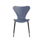 Fritz Hansen Sjuan 3107 stol dusk blue, färgad ask, svart stativ