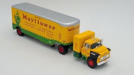 CHEVROLET 9100 LCF Mayflower 1956 1/43 American Truck