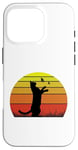 Coque pour iPhone 16 Pro T-shirt rétro chat et papillons