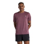 New Balance Athletics Run T-shirt Röd - Handla nu på Loparshop.se!