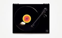 REGA PLANAR 2 Black High Gloss / Nd3