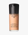 Studio Fix Fluid SPF 15 24HR Matte Foundation + Oil Control 30 ml (Farge: NW20)