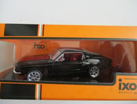 MINIATURE FORD MUSTANG FASTBACK CUSTOM  1967   IXO 1/43 CLC 478N NOIR