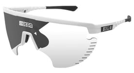 Scicon sports aerowing lamon lunettes de soleil de performance sportive  scnpp silver fotocromic luminosite blanche