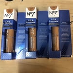 No7 Lift & Luminate Triple Action Serum Concealer Deep Medium X3