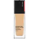 Shiseido Synchro Skin Radiant Lifting Foundation Løftende let makeup SPF 30 Skygge 230 Alder 30 ml