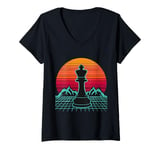 Womens King Chess Piece Retro Vintage Gaming 80s Style Futuristic V-Neck T-Shirt