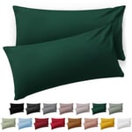 Blumtal Taie Oreiller 40x60 Lot de 2 - Housse de Coussin Microfibre - Taies d'oreillers avec Fermeture enveloppe, certifiée Oeko-Tex, Extra Douce et Lavable - Vert Foncé