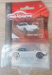 Majorette 212052010Q08 - Premium Cars - Vintage Toyota 2000 GT White - New