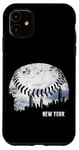 Coque pour iPhone 11 Grattoir à ciel vintage Baseball New York City Nuages