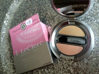 T LECLERC YEUX MAQUILLAGE  DUO FARD A PAUPIERES POUDREE IRISE & MAT 02 VANILLE