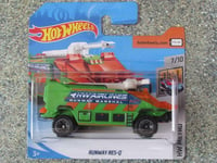 Hot Wheels 2020 #104/250 RUNWAY RES-Q green airport fire engine @E