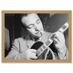 Vintage Photo Music Legend Guitar Player Django Reinhardt Black & White A4 Artwork Framed Wall Art Print