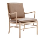 Carl Hansen - OW149 - Colonial Chair, Vitoljad Ek, Lädergrupp B Thor - 307 - Fåtöljer - Ole Wanscher - Brun - Läder/Trä