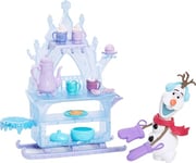 Mattel Disney Coffret Le traîneau de Friandises d’Olaf, Coffret Chariot de friandises avec poupée Olaf, Nourriture et Bien Plus Encore inspirés de La Reine des Neiges : Le Festival de l’Hiver, JBG55