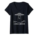 Womens single taken alien UFO valentine's day single man UFO alien V-Neck T-Shirt