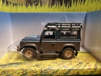 BRI43321 - LAND ROVER Defender 90 bleu (boue) - Britains - 1/32