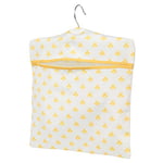 Kleeneze KL081575EU7 Busy Bee Peg Bag – Clothespin Storage Bag, Holds Up to 50 Pegs, Convenient Hanging Hook for Washing Line/Rotary Airer, Laundry Clips Storage Sack, Indoor/Outdoor, 33 x 30 cm